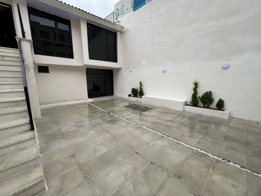 عکس سالن زیبایی شری