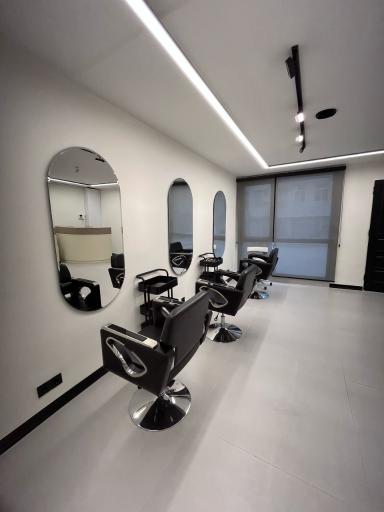 عکس سالن زیبایی شری