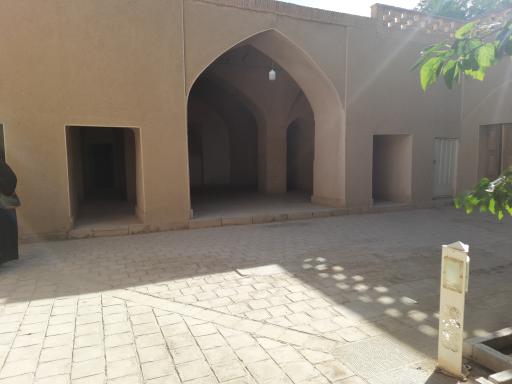 تکیه خاتون آبادی تکیه آغا باشی