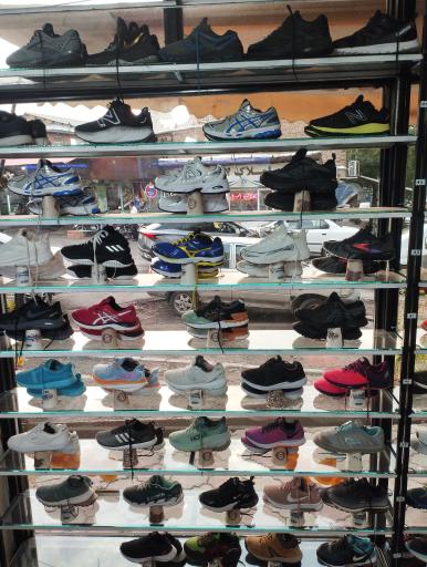 فروشگاه کتونی اورجینال کرال