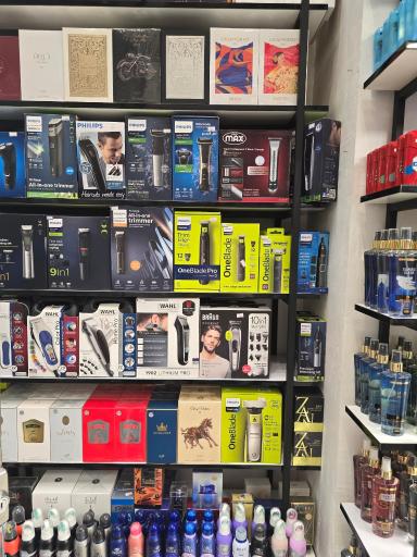 عکس عطر حکیم
