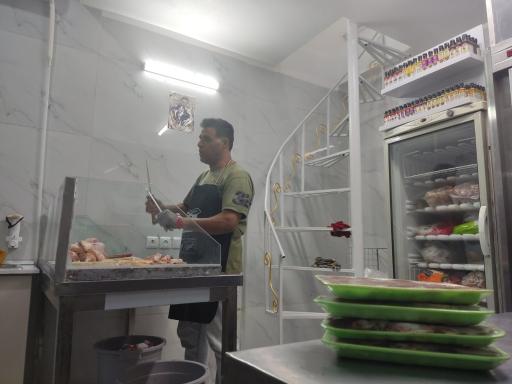عکس مرغ فروشی فرهنگیان
