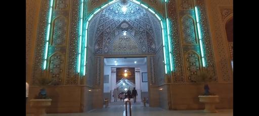 عکس آستان مقدس امامزاده عبدالله (درب ورودی شهید شعبانعلی فرد)