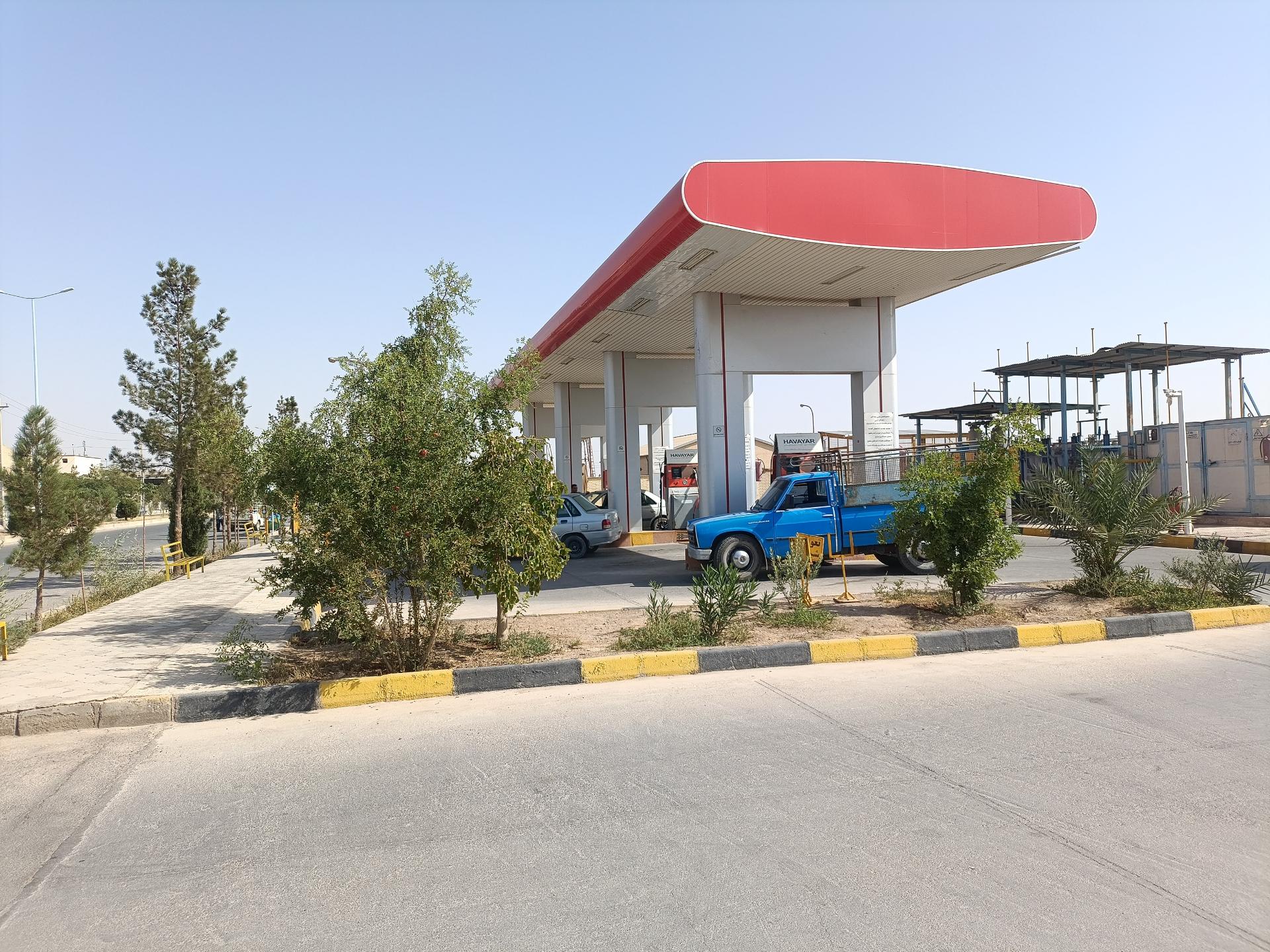 عکس پمپ گاز سی ان جی
