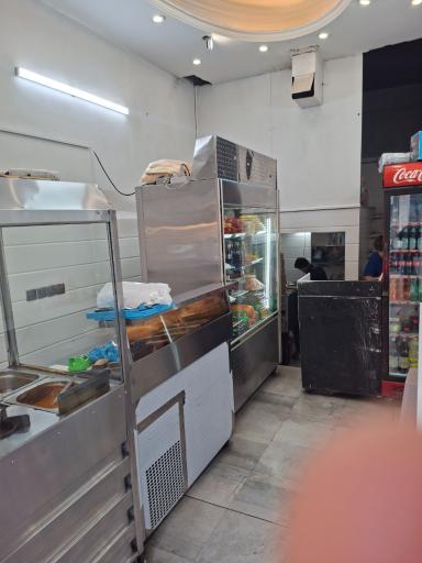 عکس پیتزا ساندویچ مترو