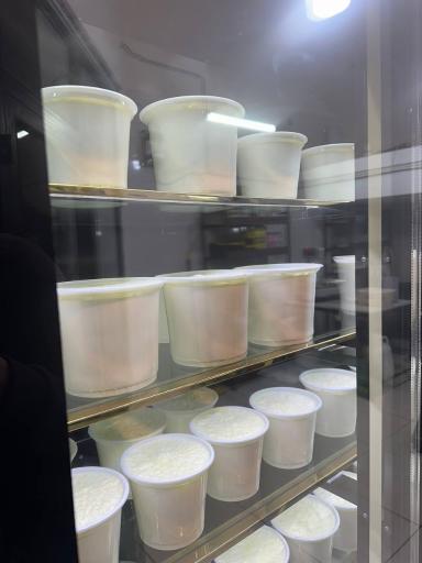 عکس لبنیات خیری 