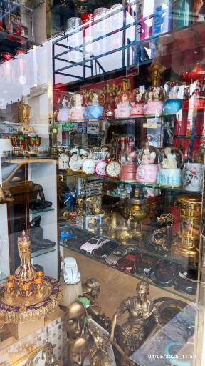 عکس فروشگاه کادویی آتا