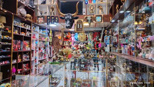 عکس فروشگاه کادویی آتا