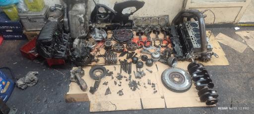 عکس تعمیرگاه کاهه