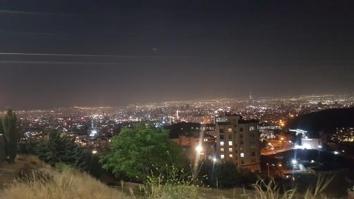 پارکینگ کهف الشهدا