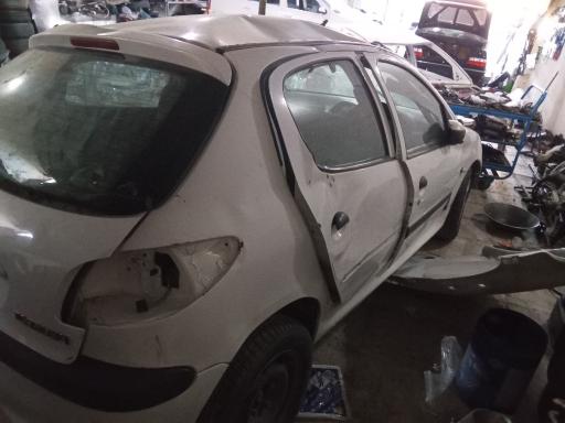 عکس تعویض اتاق انواع خودرو فراز