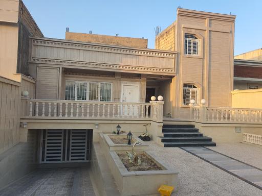 عکس سالن لایت دانایی