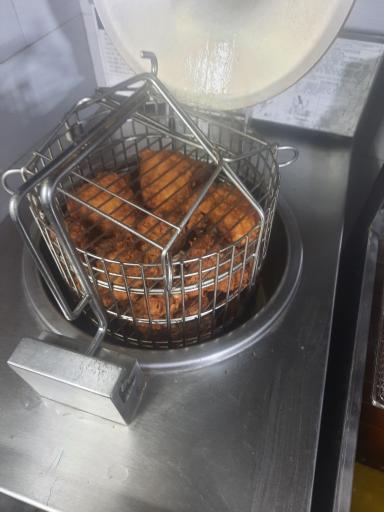 عکس فیله سوخاری نیما 