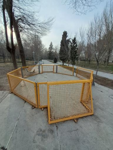 عکس زمین بازی کودکان