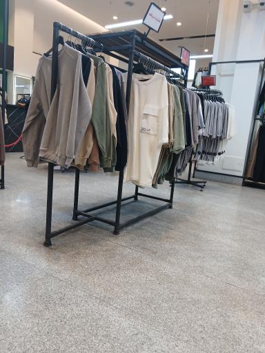 پوشاک جلیلوند