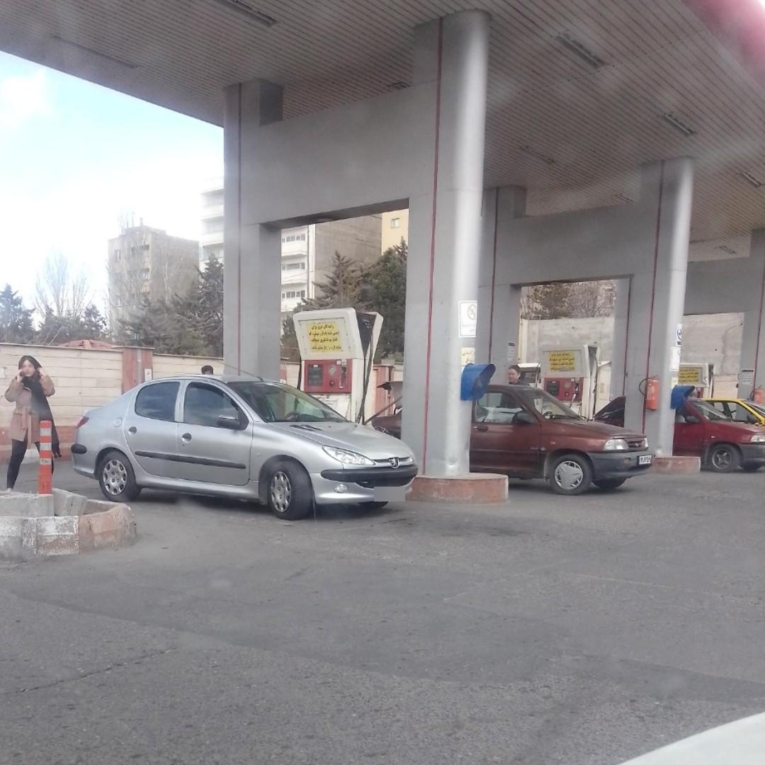 عکس پمپ گاز CNG
