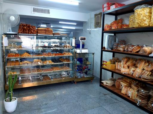 عکس کافه نان آبان