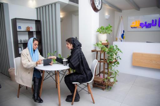 عکس شرکت برخط نگاران جهان ارتباط (تارینوتک)