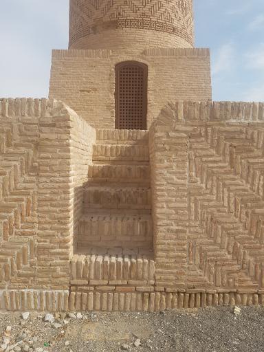عکس مناره خسروگرد