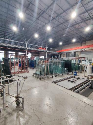 عکس کارخانه شیشه سپنتا