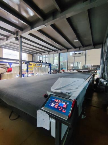 عکس کارخانه شیشه سپنتا