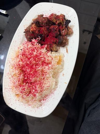 عکس کبابی عمو ارتوش