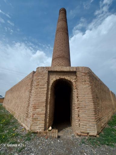 عکس مناره خسروگرد