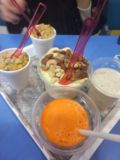 عکس آبمیوه و بستنی