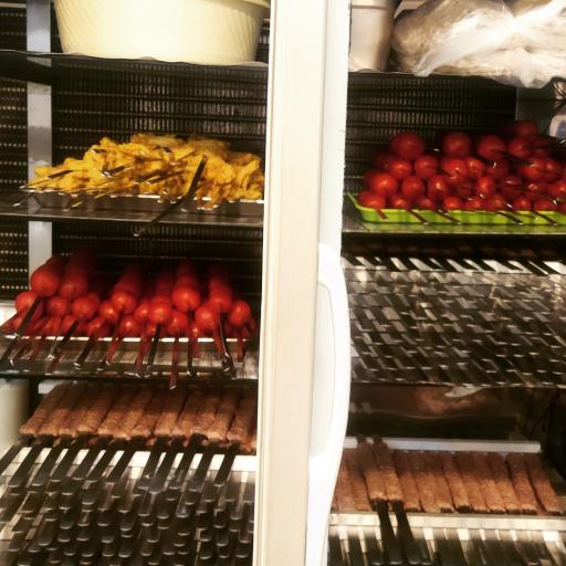 عکس کبابی علی گلپایگانی