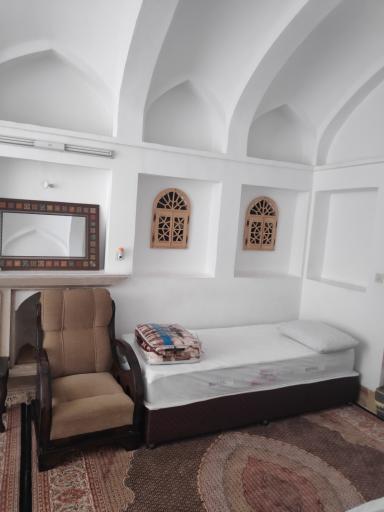 عکس خانه تاریخی طلایی