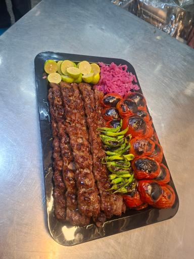 عکس رستوران آیلار