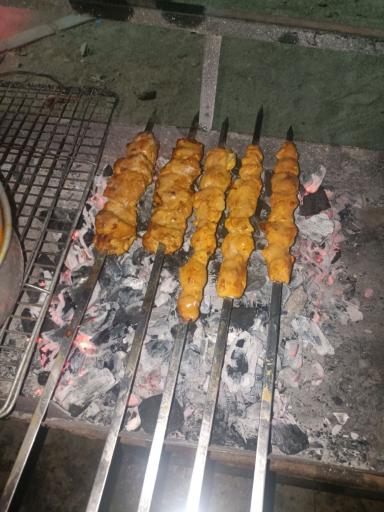 عکس باغ رستوران گاندو