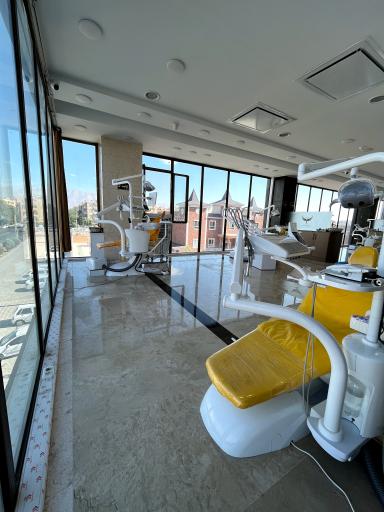 عکس کلینیک دندانپزشکی هما