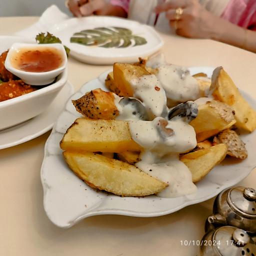 عکس رستوران گیاهی پیور