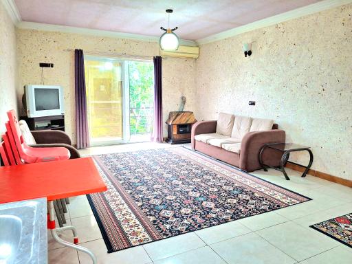 عکس هتل آپارتمان آمیس