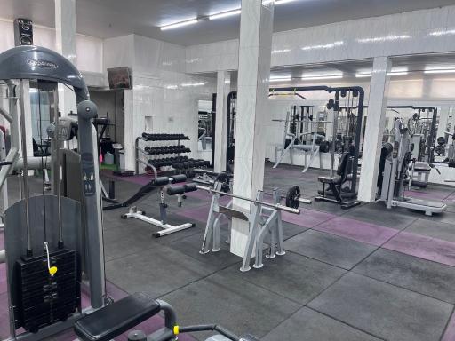 عکس باشگاه پرورش اندام تیتان