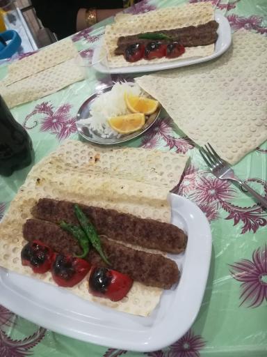 عکس رستوران و قصابی کبابی ایکی قارداش 