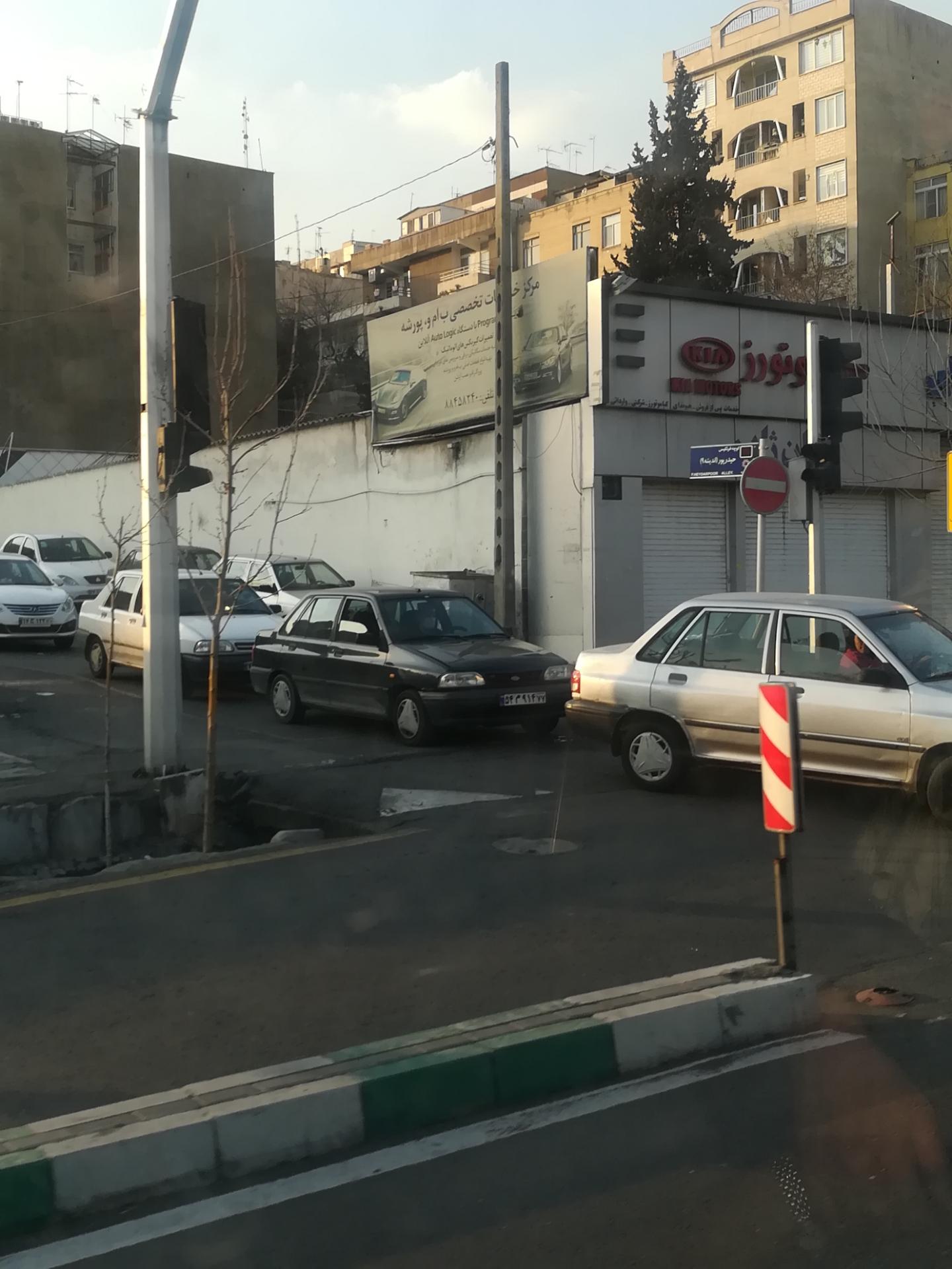 عکس مرکز تخصصی بی ام وِ ، پورشه