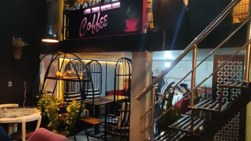 عکس کافه عمارت 66