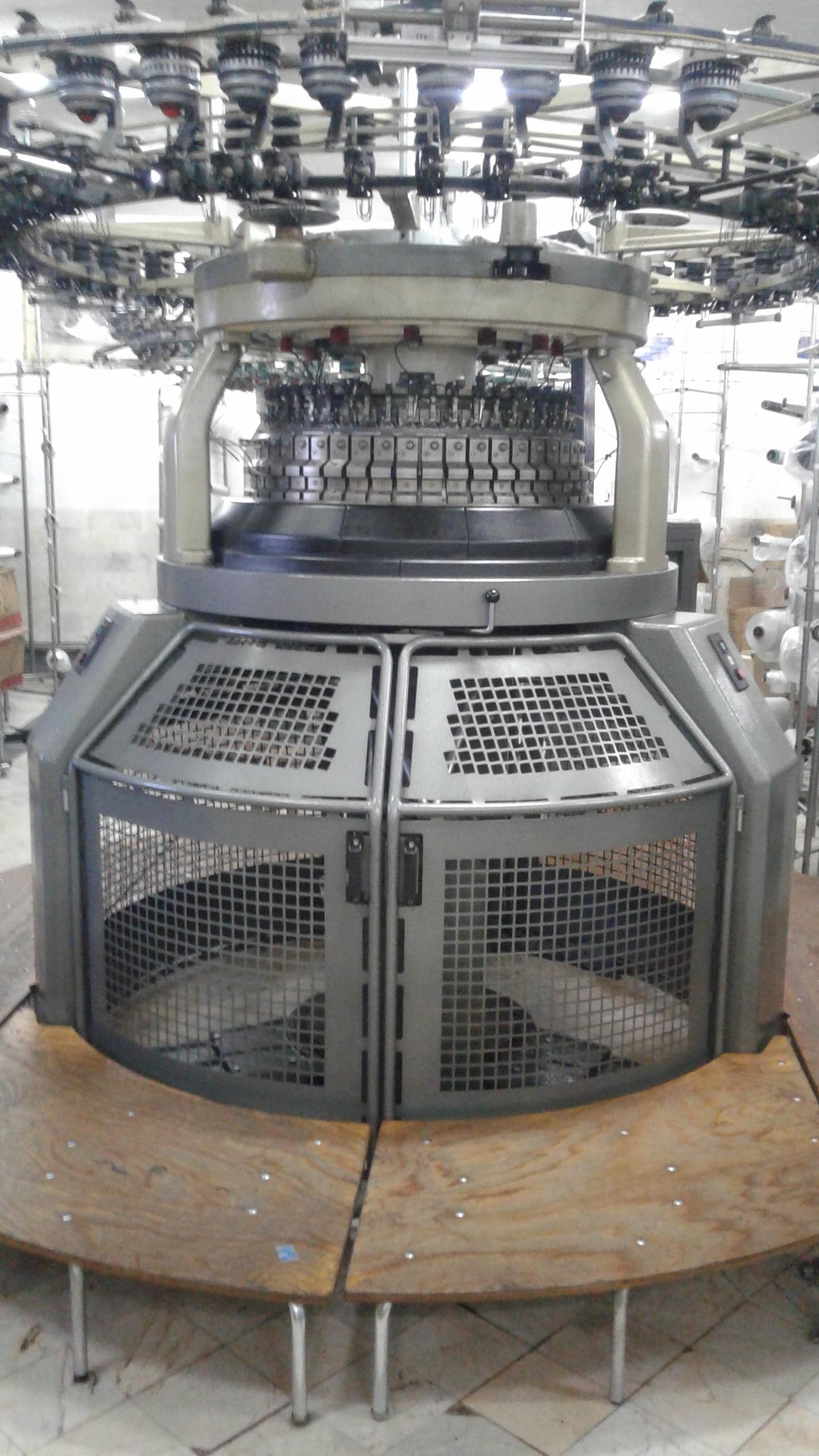 عکس کارخانه گلزارتکس