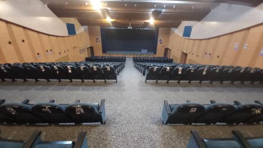 عکس سالن بزرگ  بانک صادرات