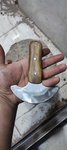 عکس کارگاه چاقو سازی 