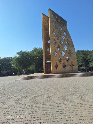 عکس یادمان شهدای گمنام تپه نورالشهدا گرگان