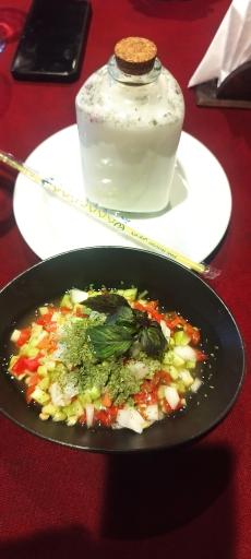 رستوران لوکس باغ گیلاس