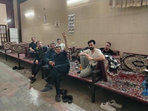 عکس سفره خانه سنتی معین