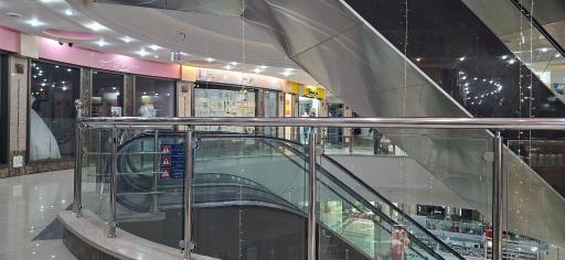 عکس مرکز خرید سیرنگ