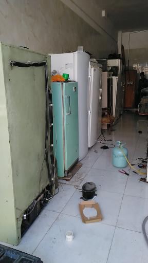 عکس تعمیرات تخصصی انواع یخچال و فریزر آلپ ایران