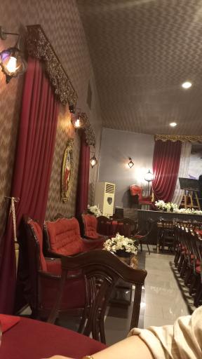 عکس رستوران لوکس باغ گیلاس