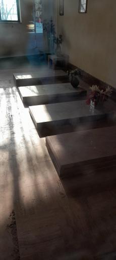 عکس مزار داود پیرنیا