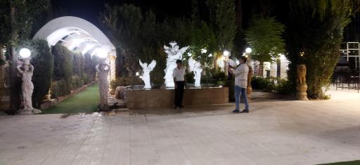 عکس باغ تالار ایساتیس 